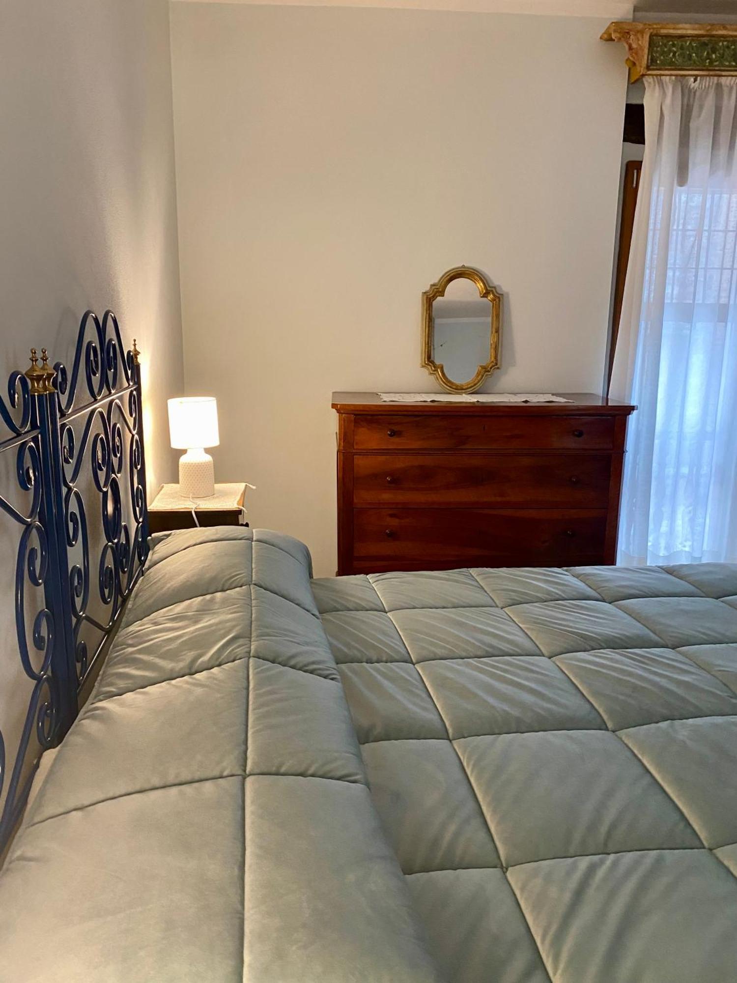 Casa Vacanze Il Borgo Губио Екстериор снимка